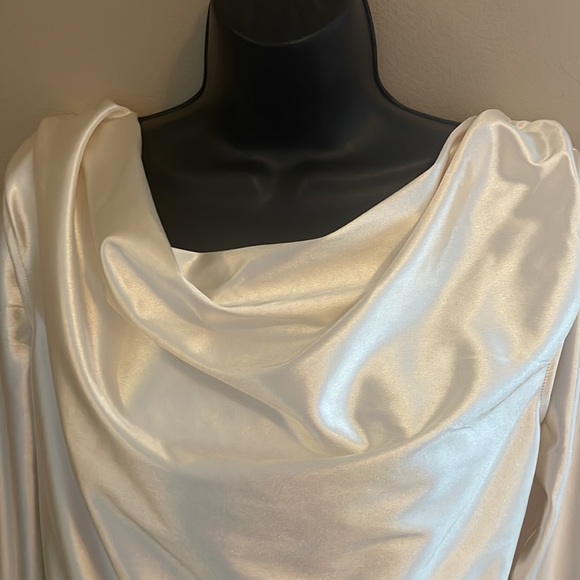 Express - Picture 3 of 5